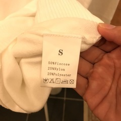 新品、メンズ、服の画像