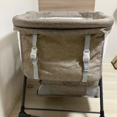 ベビーベッドZOOBLYの画像