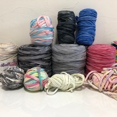 破格です！！②ズパゲッティ   モノポップ　Tシャツヤーン、リサイクルヤーン　ミッキー　ミニー　スヌーピーなどもあり　新品あり 破格です！！②ズパゲッティ モノポップ Tシャツヤーン、リサイクル