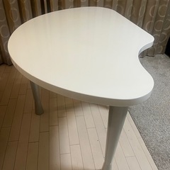 ダイニングテーブル