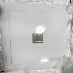 🤍部屋のオシャレ電気フレームの画像