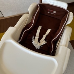 コンビ/ルシエス　電動ハイローチェアの画像