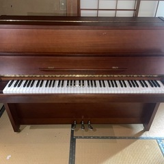 アップライトピアノ　フローラピアノ