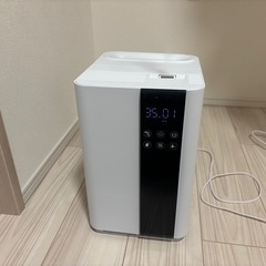 まだ新しいきれいな加湿器の画像