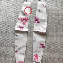 ニトリ　カーテン 花粉キャッチクリーン キャッチcフィオ　埃キャッチ 花柄の画像
