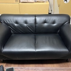 2人掛け　ソファ　黒革