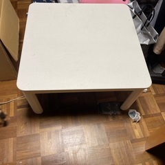 食卓用テーブル