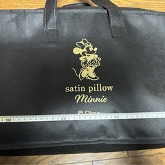 ディズニーミニー枕、ピロー黒の画像