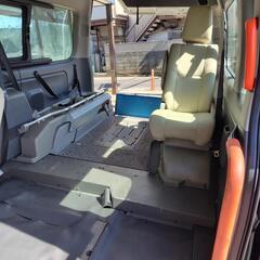 車椅子 リフター付きの画像