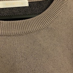 バルーンスリーブのセーターの画像