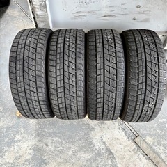 225/45R18 スタッドレスタイヤ