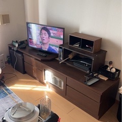 テレビ台　伸縮