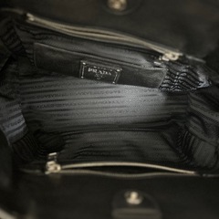 ※急募※PRADA 　バッグ　ブラックの画像