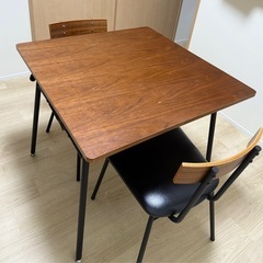 やり取り中【定価3万円→4千円】ダイニングテーブル/チェア×2