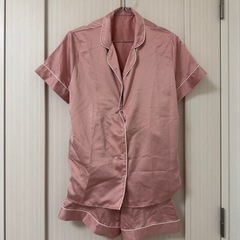 GU サテンピンク ルームウェア 上下セット