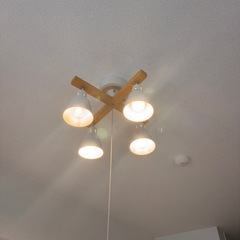 【取引中】ライト2、チェスト2、トースター、鏡の画像