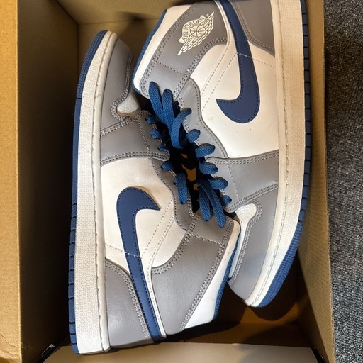 スニーカー Nike Air Jordan 1 Mid \