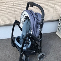 【取引中】コンビ　ベビーカー　AttOの画像