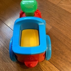 電車のおもちゃの画像