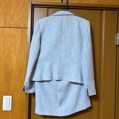 入学式用スーツの画像