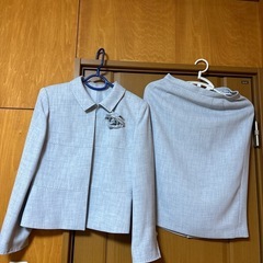 入学式用スーツの画像