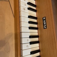 カワイ　ミニグランドピアノの画像