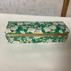 カトラリーケース　ロイヤルアーデン　スティックシュガー入れ　陶器製バスケット　緑の画像