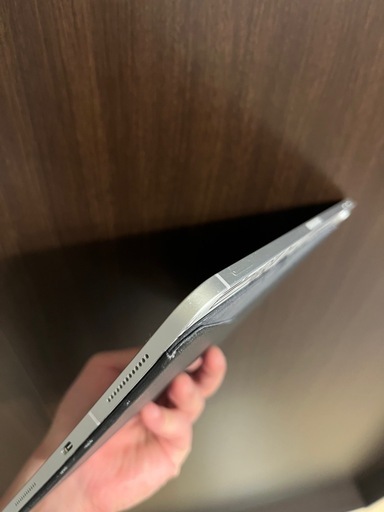 取引確定
【最終値下げ】iPadpro11インチ(2018)+Apple Pencil、キーボード付