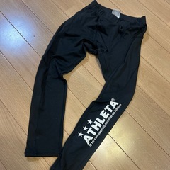 アスレタ　ATHLETA インナー　スパッツ　サイズ140 中古