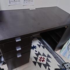 【急募】コンセント付学習机　デスク　【本日中取引求む】