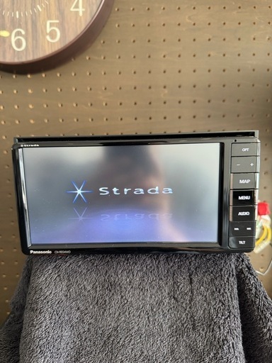 カーナビ　パナソニック　CN-RE03ＷＤ