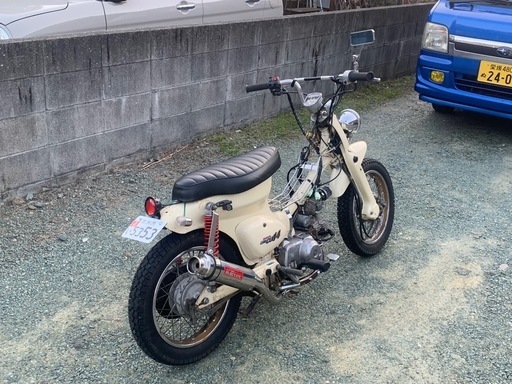 リトルカブ　C50 セル付き　4速　カスタム車 自賠責8年5月 リトルカブ C50 セル付き 4速 自賠責8年5月 リトルカブ ベージュ セル