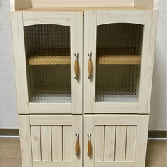 カントリー食器棚