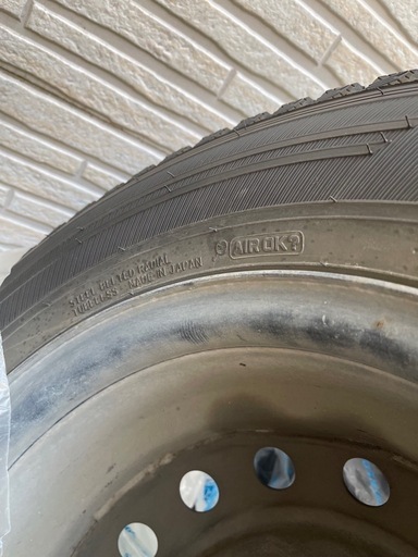 200系ハイエースGOOD YEARスタットレスタイヤホイールセット 