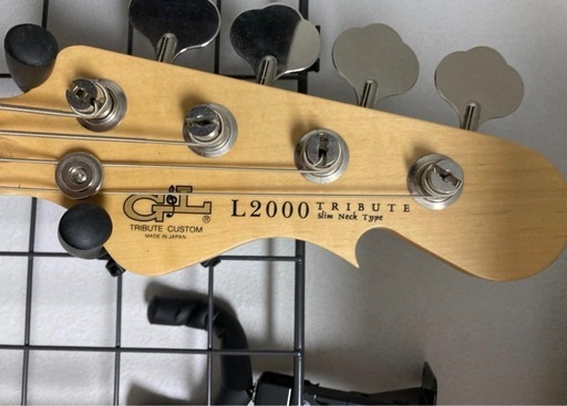 G&L  L-2000  ベース