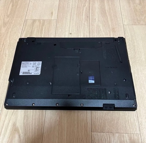 初心者向けFUJITSUノートパソコン SSD Corei5Windows11 すぐに使える　Wi-Fi 動画OK