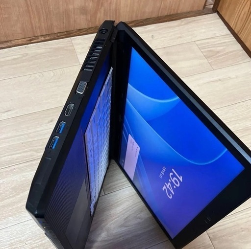 初心者向け 富士通 LIFEBOOK A574/H Core i5・SSD・DVDドライブ・ACアダプター付きWiFiUSB
