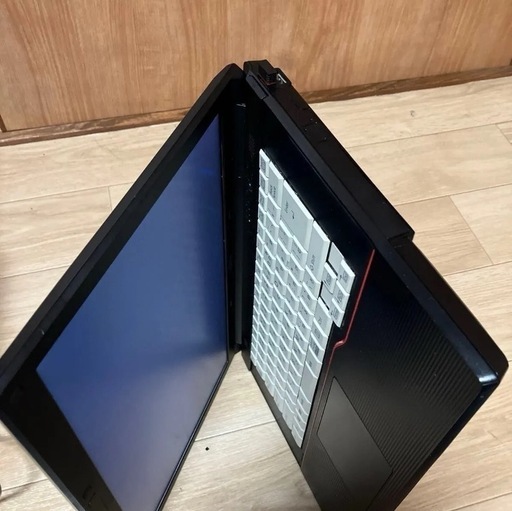 初心者向け 富士通 LIFEBOOK A574/H Core i5・SSD・DVDドライブ・AC