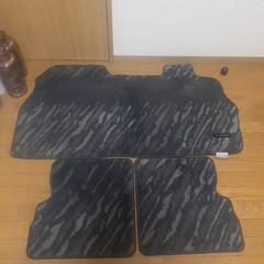 珍品‼️スバルプレオネスタ用フロアマット　中古　初代プレオCVT車にも