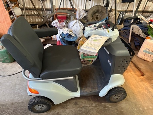 セニアカー 愛知県〜」100キロ無料配送◎極上車 SUZUKIセニアカー電動