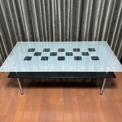 ガラステーブル