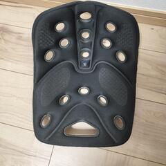 【早い者勝ち！定価6930円】骨盤サポートチェアbackjoy
