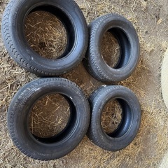 ランクル　ハイラックスなどに265/60R18 