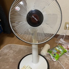扇風機　脚立　空気入れ　　3点まとめ