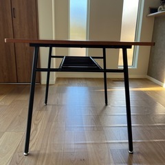ニトリ ウォルブ　ダイニングテーブルの画像