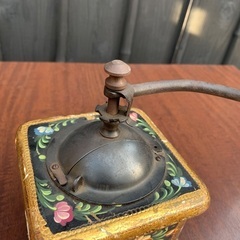アンティーク コーヒーミルの画像