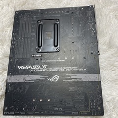 ASUS AMD マザーボード ROG STRIX B550-A GAMINGの画像