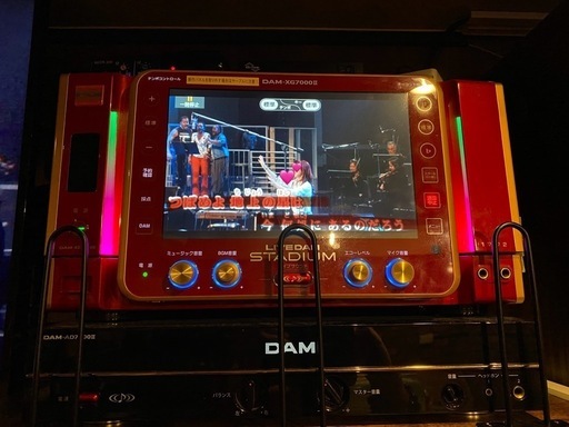 DAMカラオケ一式/タッチパネルのデンモク/天付DAMスピーカー/アンプ類/その他 カラオケ営業に必要な物が全て揃ってます！