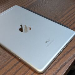 iPad mini 第5世代（Cellularモデル）＋ Apple Pencil、Smart Cover、ケース付きの画像