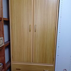 洋服ダンスの画像